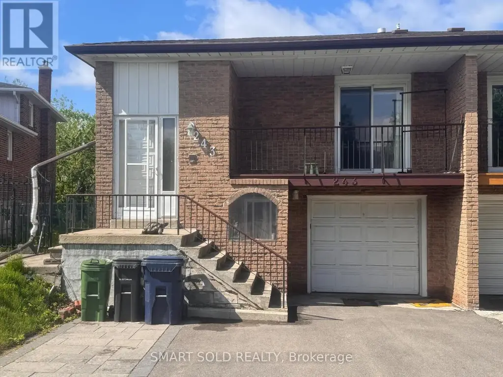 243 Shawnee Circle, Toronto (Pleasant View)